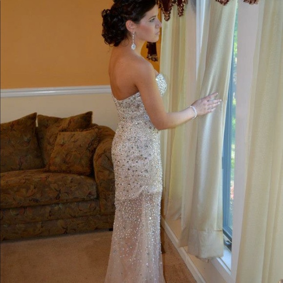 Gold beaded prom dress - Picture 1 of 3